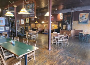 M. Moggers Restaurant & Pub
