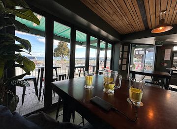 new-zealand/taupo/bar/jimmy-coops-lakehouse-restaurant-bar