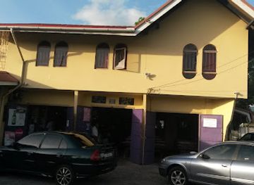 trinidad-and-tobago/san-juan-laventille/bar/coconuts-bar