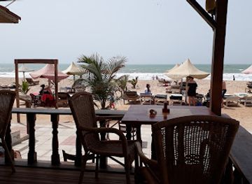 the-gambia/foni-jarrol/bar/joyehto-beach-bar-restaurant