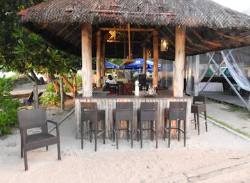 seychelles/victoria/bar/sand-station-beach-bar