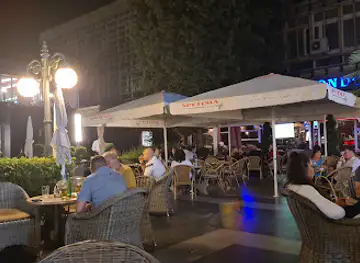 Condor Bar