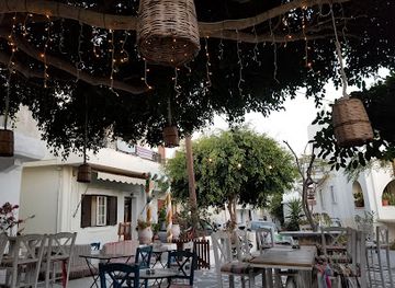 greece/naxos/bar/honey-cinnamon-bar