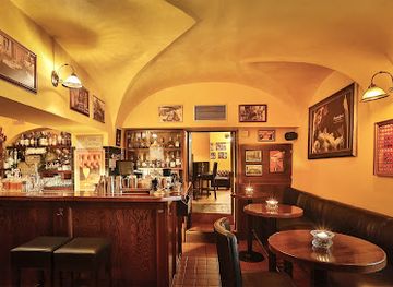 Hemingway Bar