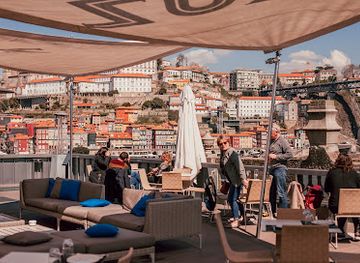 portugal/douro/bar/espaco-porto-cruz