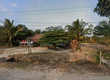 indonesia/tanjung-puting-national-park/bar/arum-wn-dental