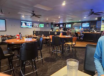 kansas/chautauqua-hills/bar/the-hive-bar-grill