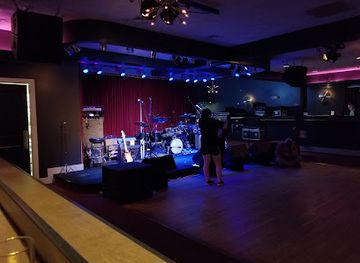 rhode-island/napatree-point-conservation-area/bar/the-knickerbocker-music-center