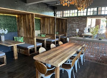 zambia/victoria-falls-area/bar/marula