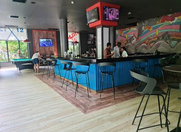 maldives/thaa-atoll/bar/sport-bar
