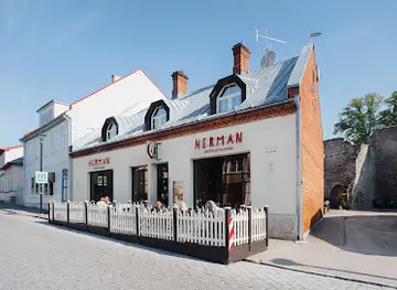 Herman's Bistro & Bar