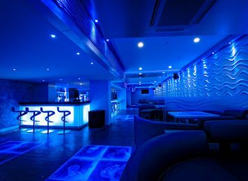 india/chennai/egmore/bar/waves-bar-lounge