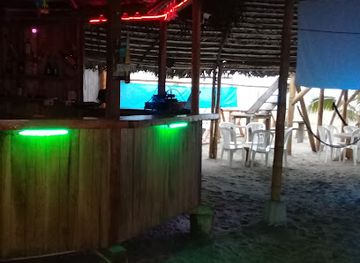 ecuador/los-rios-region/bar/oceanos-bar-discotec