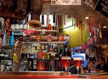 france/la-rochelle/grosse-horloge/bar/les-tetes-brulees