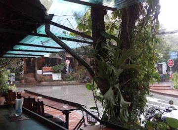 laos/phakse-province/bar/aussie-bar-sports-bar