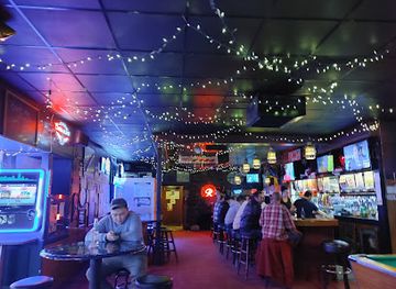 washington/everett/bar/the-fireplace-bar