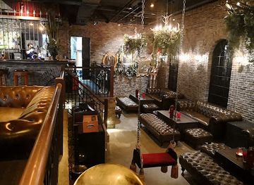 malaysia/klang-valley/bar/suzie-wong-dinner-and-show