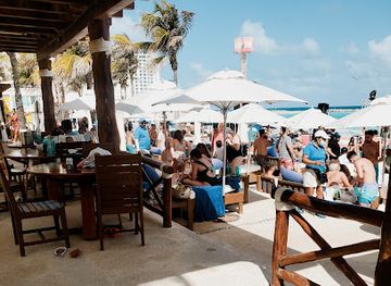 mexico/gulf-coast/bar/mandala-nightclub