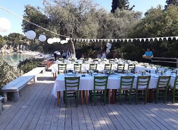 greece/paxos/bar/ben-s-bar