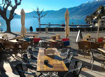 Lago Bar