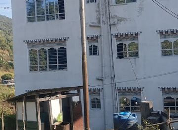 bhutan/pemagatshel/bar/tenzin-wangda-building