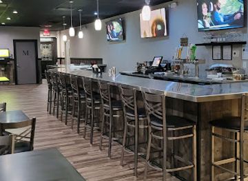 illinois/schaumburg/bar/leen-s-lounge