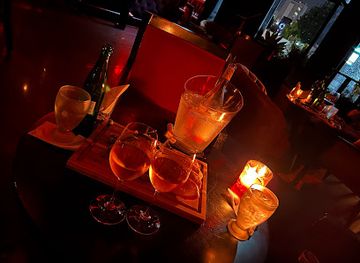 guatemala/guatemala-city/zona-10/bar/red-wine-bar