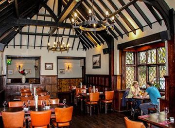 united-kingdom/middlesex/bar/the-queen-s-head-cranford