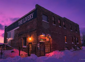 michigan/southwest-michigan/bar/the-livery
