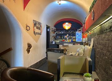 slovakia/zilina/bar/laurel-hardy