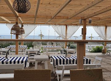 montenegro/ada-bojana/bar/beach-caffe