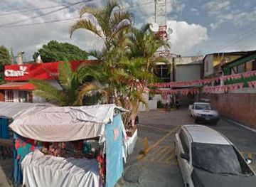 guatemala/panajachel/bar/la-clinica