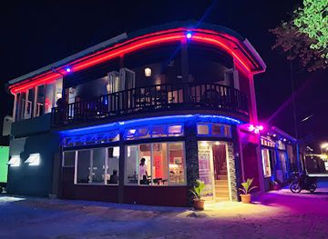 maldives/thulusdhoo-island/bar/aqua-beans