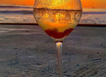 maldives/laamu-atoll/bar/surf-shack-niyama-private-islands