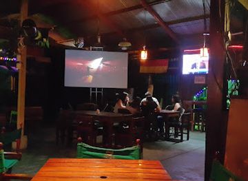 honduras/san-pedro-sula/bar/stragos-bar-bq