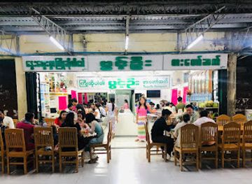 myanmar-burma/kyaiktiyo-pagoda/bar/pwint-oo