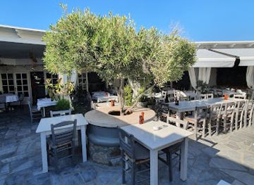 greece/mykonos/ornos/bar/to-apomero