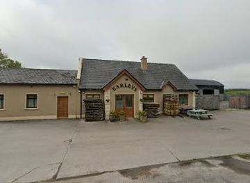 ireland/county-roscommon/bar/earley-s-pub-and-hardware