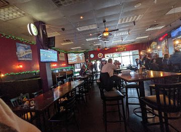 tennessee/dollywood/bar/the-roaming-gnome-pub-eatery