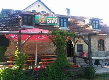 estonia/jarva-county/bar/hullava-naise-pubi