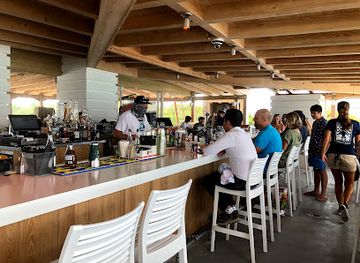 florida/grayton-beach/bar/bud-alley-s-waterfront-restaurant-bar