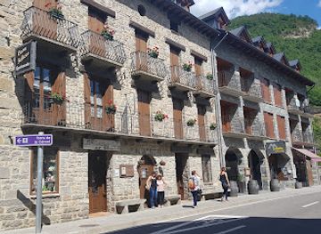 spain/ordesa-y-monte-perdido-national-park/bar/casa-valles