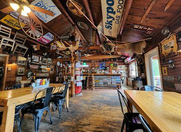 Trail Center At Poplar Lake