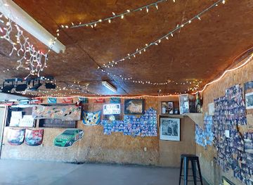 louisiana/lake-maurepas/bar/manny-s-bar