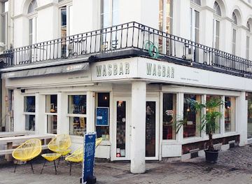 belgium/ghent/korenmarkt/bar/wasbar