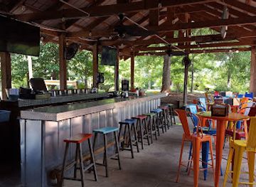 alabama/lake-martin/bar/niffer-s-place-lake-martin