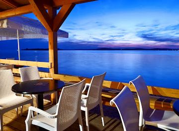 croatia/istria/bar/crazy-beach-bar