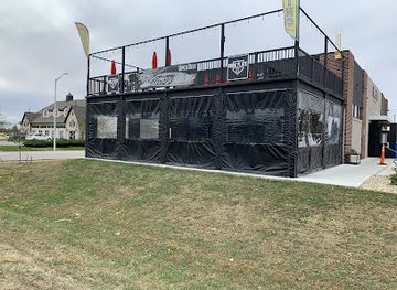 illinois/lincoln-home-national-historic-site/bar/home-plate-bar-grill