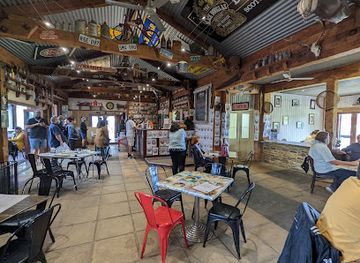 australia/fleurieu-peninsula/bar/smiling-samoyed-brewery