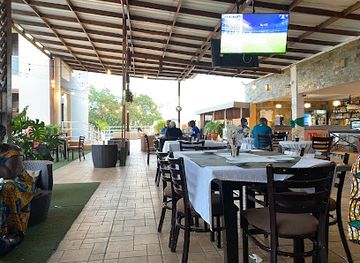 ghana/wli-nature-reserve/bar/luna-rooftop-bar